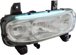 Atego 2006 a 2010 raiado - Farol DRL Seta Sequencial: instalação feita na parte interna do farol